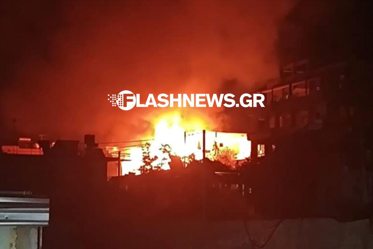 Χανιά: Μεγάλη φωτιά στην Παρηγοριά – Σπίτι κάηκε ολοσχερώς