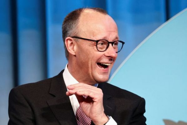 Εκλογές στη Γερμανία: Συγχαρητήρια μηνύματα από Μακρόν, Στάρμερ και Ζελένσκι στους συντηρητικούς