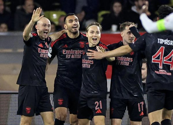 H αποθέωση του …Pavlido Παυλίδη στην Πορτογαλία (pics)