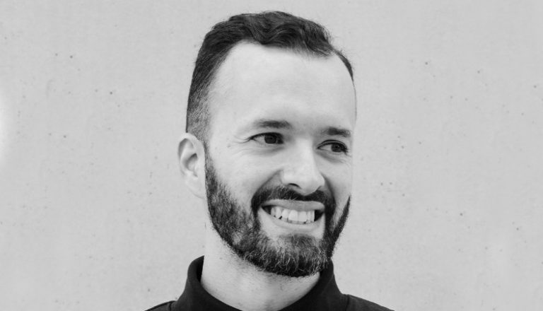 «Πολυφωνία, ελευθερία»: Ο Γιώργος Αγγελόπουλος είναι ο νέος Καλλιτεχνικός Διευθυντής του Φεστιβάλ Δράμας