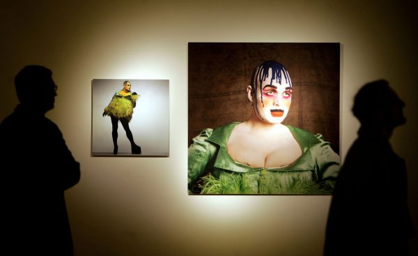 Σεξ, αντίδραση και μόδα: Η ζωή του Λι Μπόουερι ήταν ένα μόνιμο παιχνίδι προκλήσεων