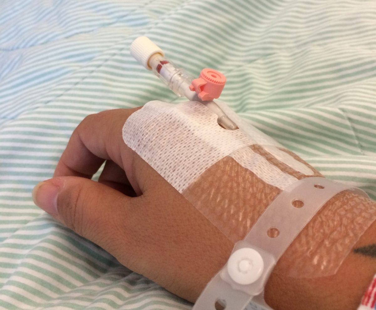 Πάτρα: Στη ΜΕΘ σε κρίσιμη κατάσταση ο άνδρας που βρέθηκε δεμένος χειροπόδαρα