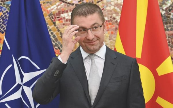 Βόρεια Μακεδονία: Οι ΗΠΑ μέσω της χώρας μου μπορούν να ανταγωνιστούν Κίνα και Ρωσία, λέει ο Μίτσκοσκι