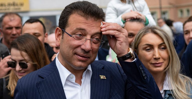 Έως 7 χρόνια φυλάκιση προτείνει η Εισαγγελία Κωνσταντινούπολης για τον Εκρέμ Ιμάμογλου