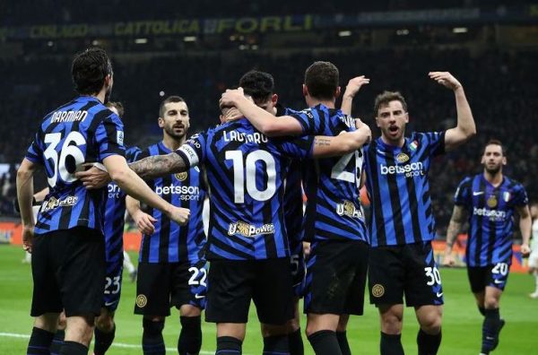 Ίντερ – Φιορεντίνα 2-1: Πήραν… εκδίκηση οι «νερατζούρι»