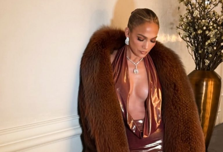 Μετά το φιάσκο του 2024, η Τζένιφερ Λόπεζ θα κάνει τα πάντα για να είναι φέτος η χρονιά της