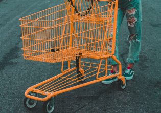 Καταναλωτές: Το μποϊκοτάζ στα σούπερ μάρκετ κατηφορίζει από την Κροατία στην Ελλάδα