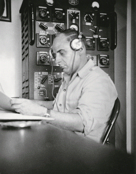 Νίκος Καββαδίας: Στερνή φορά κι ανώφελα ξορκίζεις τον τυφώνα