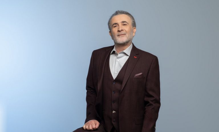 «Αλ Τσαντίρι Νιουζ»: Ο Λάκης Λαζόπουλος επιστρέφει στις 26 Φεβρουαρίου