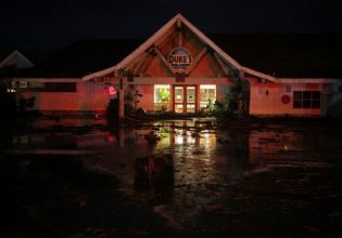 Λος Αντζελες: Πλημμύρες και κατολισθήσεις σε πυρόπληκτες περιοχές