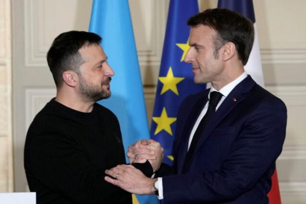 Ουκρανία: Νέα επικοινωνία Μακρόν με Ζελένσκι