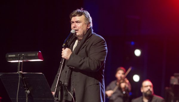 «Έπεσε για ύπνο και δεν ξύπνησε»: Συγκινεί ο αδερφός του Μανώλη Λιδάκη – Το Σάββατο 1η Μαρτίου η κηδεία του