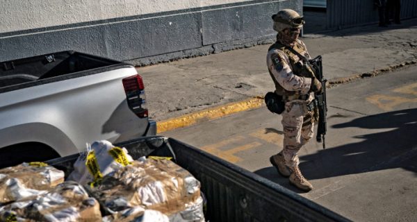 Μεξικό και ΗΠΑ συντονίζουν τις ενέργειές τους για την καταπολέμηση της διακίνησης ναρκωτικών και όπλων