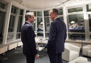 Τηλεφωνική επικοινωνία είχε ο Κυρ. Μητσοτάκης με τον Φρ. Μερτς – Τι ειπώθηκε μεταξύ των δύο ανδρών