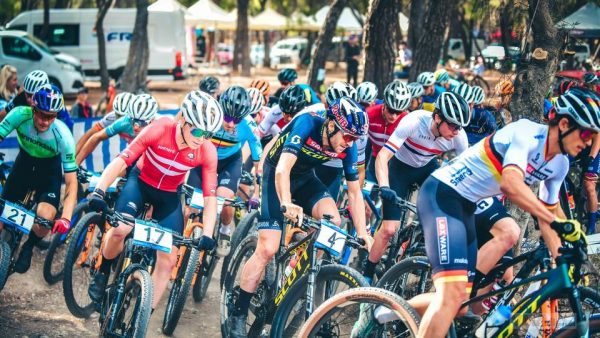 Οι κορυφαίοι του κόσμου στην Ορεινή Ποδηλασία έρχονται στη Σαλαμίνα