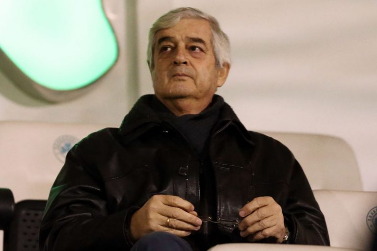 Στο νοσοκομείο σε κρίσιμη κατάσταση ο Τάκης Οικονομόπουλος