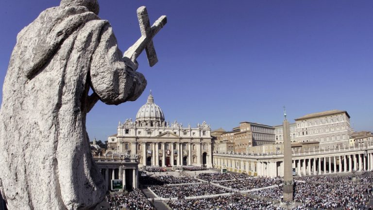 Βατικανό: Οι οκτώ επικρατέστεροι καρδινάλιοι για την θέση του Πάπα Φραγκίσκου