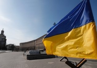 Ποιες χώρες έδωσαν στην Ουκρανία τα περισσότερα χρήματα για τον πόλεμο [γραφήματα] 