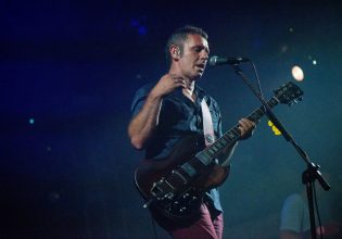 Ο Παύλος Παυλίδης και ο Κ. Βήτα στη σκηνή του Release Athens 2025