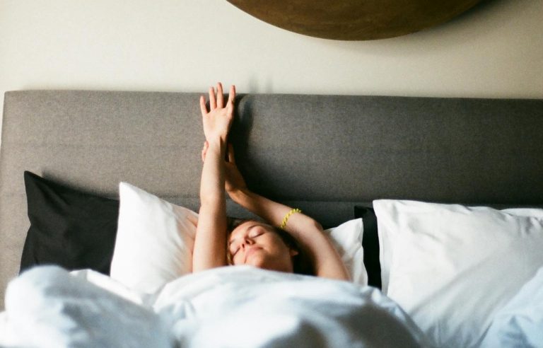 Πρωινό ξύπνημα: Επτά λόγοι για να το βάλεις στο πρόγραμμά σου