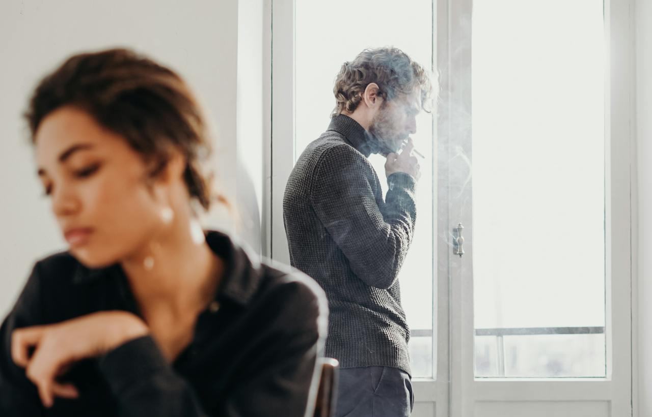 Ποιος αντιμετωπίζει πιο δύσκολα τον χωρισμό; Η επιστήμη έχει την απάντηση