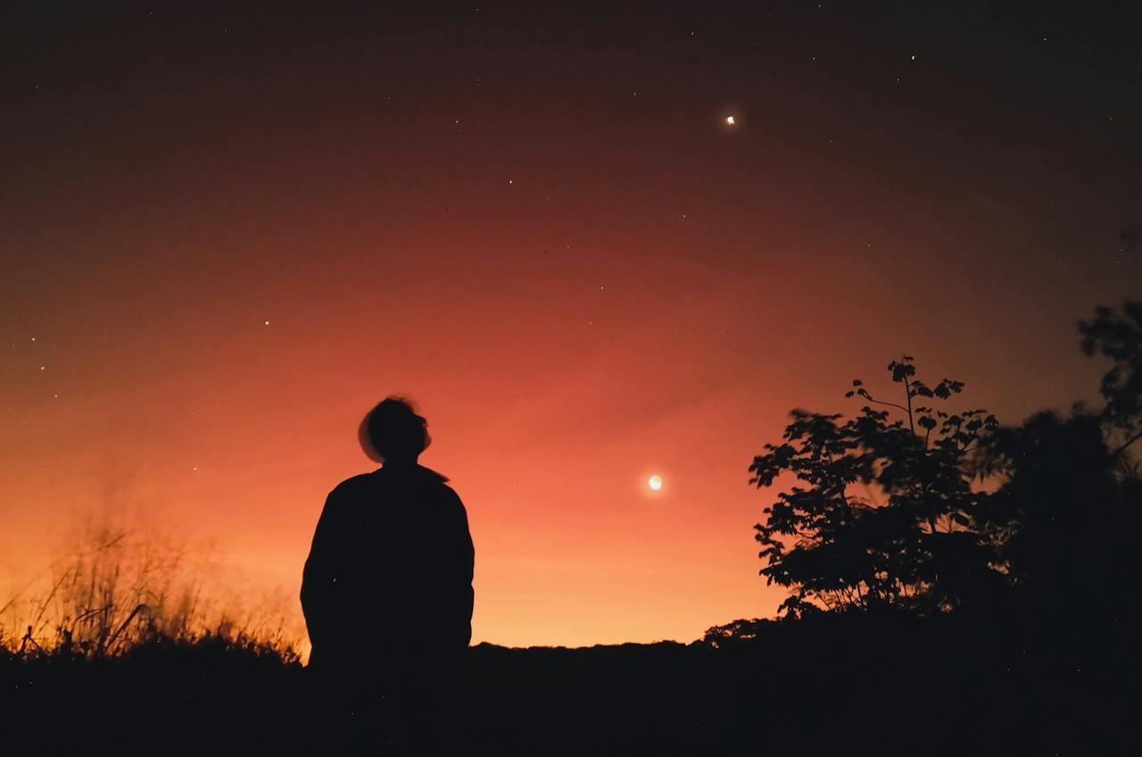 Άκρως Ζωδιακό: Τα Do’s και Don’ts στα ζώδια σήμερα [Κυριακή 02.02.2025]