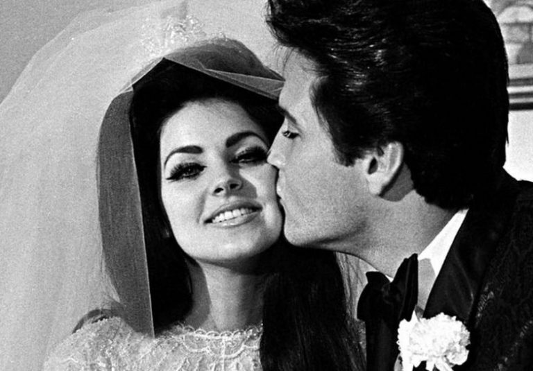 «Το ανακάλυψα στην αλληλογραφία του»: Η Πρισίλα για τον άπιστο Έλβις και τον καταδικασμένο γάμο τους