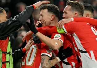 Αϊντχόφεν – Γιουβέντους 3-1 (παράταση, κ.δ. 2-1) Ολλανδική κυριαρχία στα «αστέρια»