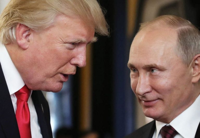 Ακάθεκτος ο Τραμπ: Συνομιλίες ΗΠΑ-Ρωσίας για οικονομική συμφωνία – «Προχωρούν πολύ καλά!»