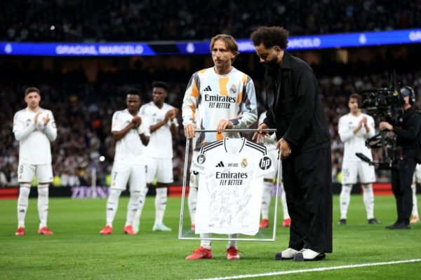 Aποθέωση για Μαρσέλο στη Μαδρίτη: Υποκλίθηκε μπροστά του ο Μόντριτς (pics, vid)