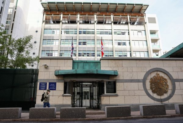 Ρωσία: Ανοίγει ποινική υπόθεση για επίθεση από υπάλληλο της βρετανικής πρεσβείας