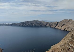 Σεισμοί στις Κυκλάδες: «Ενισχύεται το σενάριο της σμηνοσειράς» – Προβληματισμένοι οι επιστήμονες