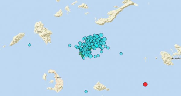 Δεκάδες σεισμοί αναστάτωσαν τα ξημερώματα τις Κυκλάδες – Επτά πάνω από 4 Ρίχτερ