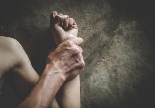 Υπόθεση Λεύκοβιτς: Φρικιαστικές αποκαλύψεις από την 25χρονη για την αρρωστημένη δράση του πατέρα της