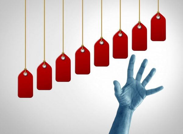 Τράπεζα της Ελλάδας: Ο πληθωρισμός κερδών «τάισε» την ακρίβεια