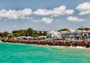 «Μου φέρθηκαν σαν σκουπίδι» – Travel blogger αποκαλύπτει την πιο «ρατσιστική χώρα» του κόσμου