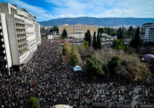 Τέμπη: Πάνδημη η συμμετοχή στην απεργία της 28ης Φεβρουαρίου  – Κρούσματα εργοδοτικού εκφοβισμού