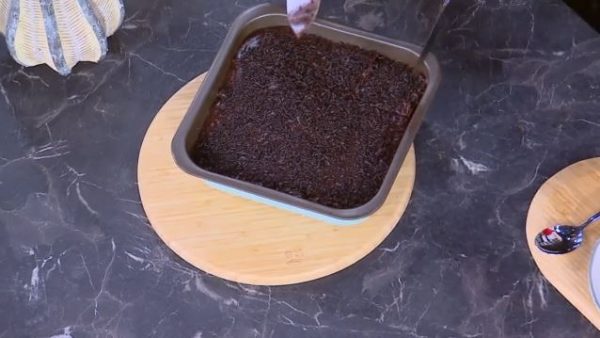 Συνταγή: Σοκολατίνα πάστα ταψιού