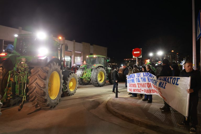 Αγρότες: Κομβόι από τρακτέρ στη Θεσσαλονίκη – Πρώτος σταθμός ο Σιδηροδρομικός Σταθμός του ΟΣΕ