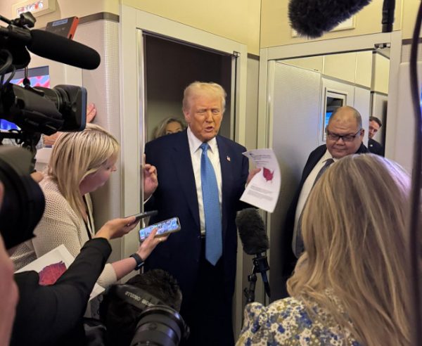 Ουκρανία: Η Ρωσία κρατά «τα χαρτιά στα χέρια», λέει ο Τραμπ για τις διαπραγματεύσεις