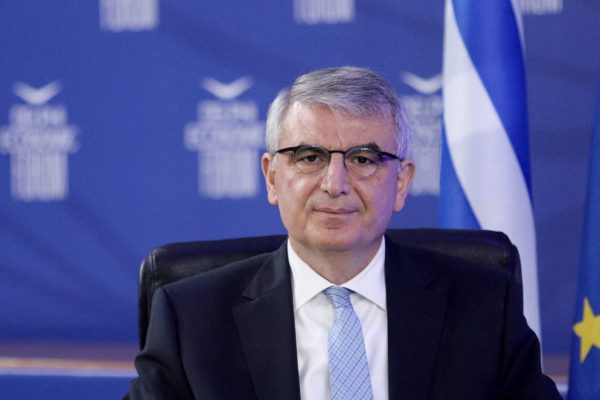 Τσακλόγλου: Τι είπε για εισφορές, δωρεάν φάρμακα και αναδρομικά