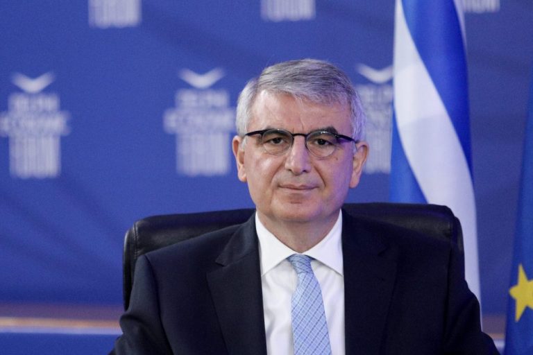 Τσακλόγλου: Τι είπε για εισφορές, δωρεάν φάρμακα και αναδρομικά