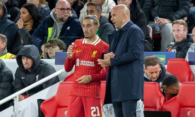 Τσιμίκας: «Ο Σλοτ με εμπιστεύεται και έχω αυτοπεποίθηση»