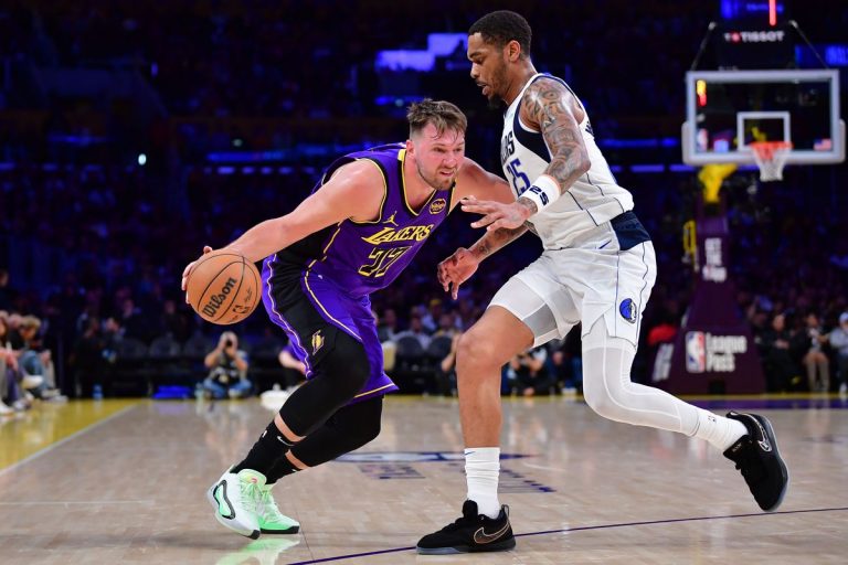 Λέικερς – Μάβερικς 107-99: Ο Ντόντσιτς «πλήγωσε» την… πρώην με απίθανο triple double