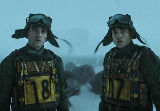 Το «Mickey 17» είναι ένα παράλογο, αντικαπιταλιστικό αριστούργημα που κοροϊδεύει τον Τραμπ