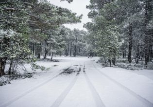 Κακοκαιρία Coral: Χιονοπτώσεις και τσουχτερό κρύο το Σάββατο