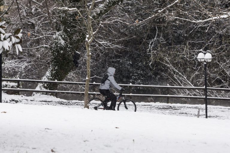 Καιρός: Ψυχρή εισβολή τις επόμενες ώρες – Πότε και που θα χιονίσει στην Αττική
