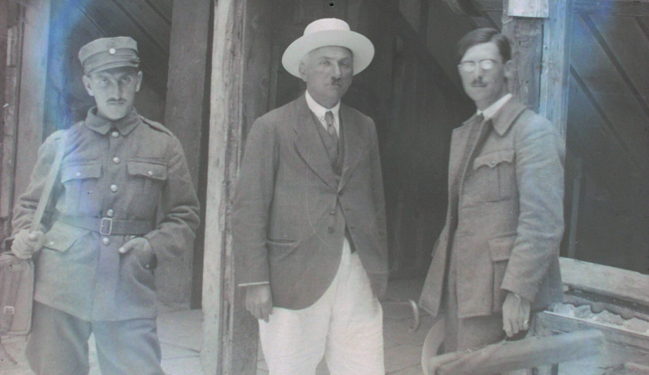 Ο νεαρός αρχαιολόγος Νικόλαος Λάσκαρης φεύγοντας από τη Σμύρνη το ’22 πήρε μαζί του ένα άγαλμα της Αφροδίτης