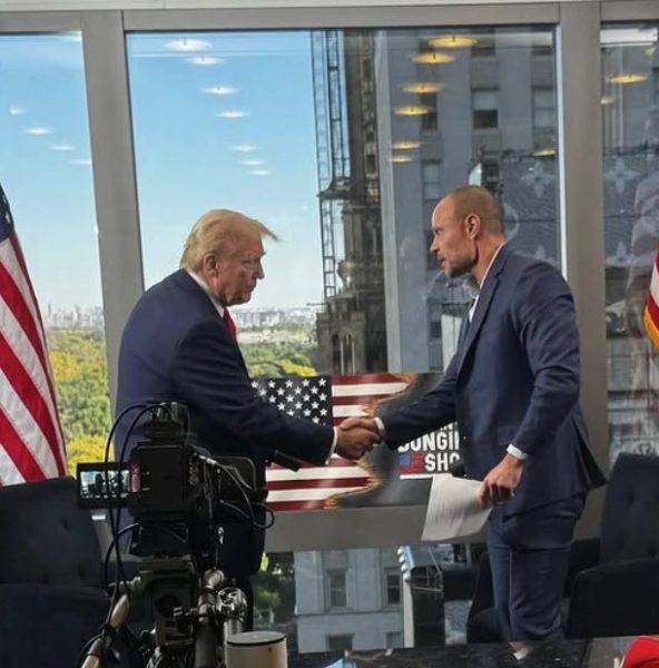 Νταν Μποντζίνο: Συντηρητικός σχολιαστής και υποστηρικτής θεωριών συνωμοσίας – Ποιος είναι ο νέος υποδιευθυντής του FBI