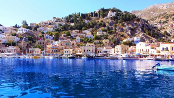 Σύμη: Πώς κατάλαβε η μητέρα ότι η 13χρονη κόρη της ήθελε να τη δηλητηριάσει